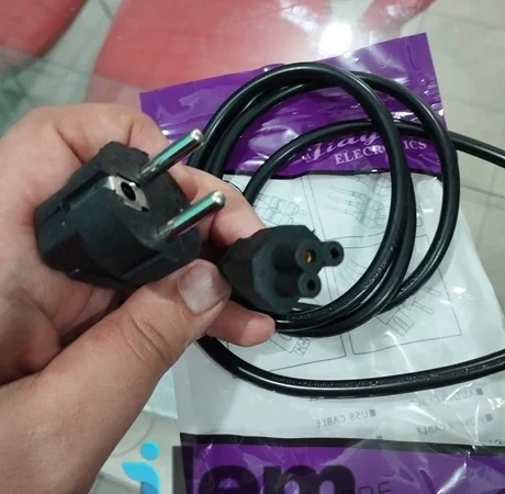 Câble Alimentation Trèfle pour chargeur Laptop - 1,5m