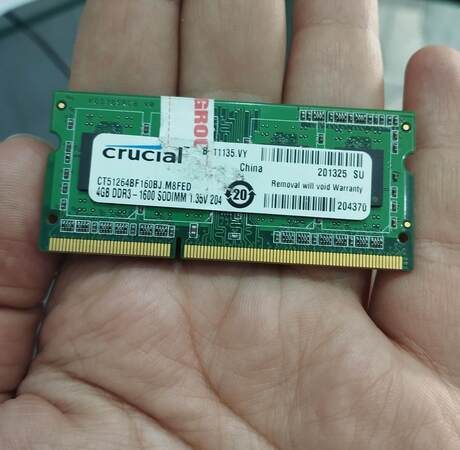 Mémoire RAM DDR3 Crucial 4 Go 1600 MHz (laptop)